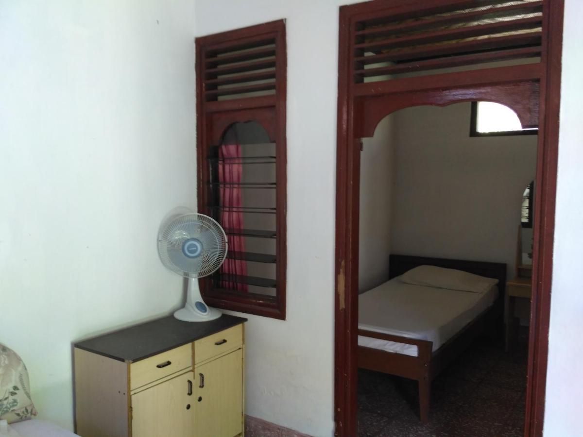 Dhangin Taman Karangasem  Ngoại thất bức ảnh